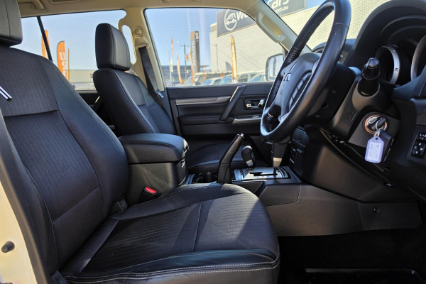 2021 MY22 Mitsubishi Pajero NX GLS SUV Image 21