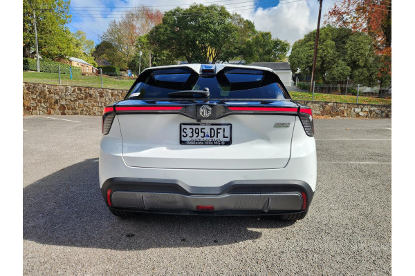2024 MG MG4 MEH32 Essence 64 Hatch