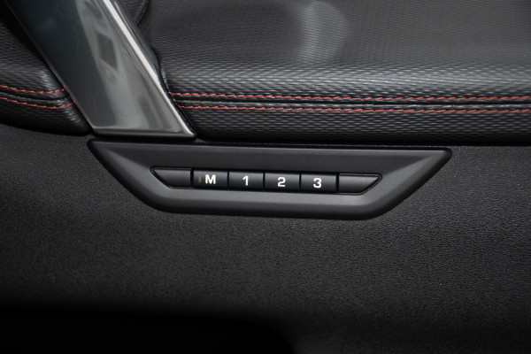 2023 Land Rover Discovery Sport L550 P250 R-Dynamic SE SUV image 11