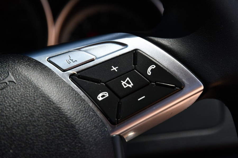 2011 Mercedes-Benz C-class W204 MY11 C200 BlueEFFICIENCY Sedan Image 12