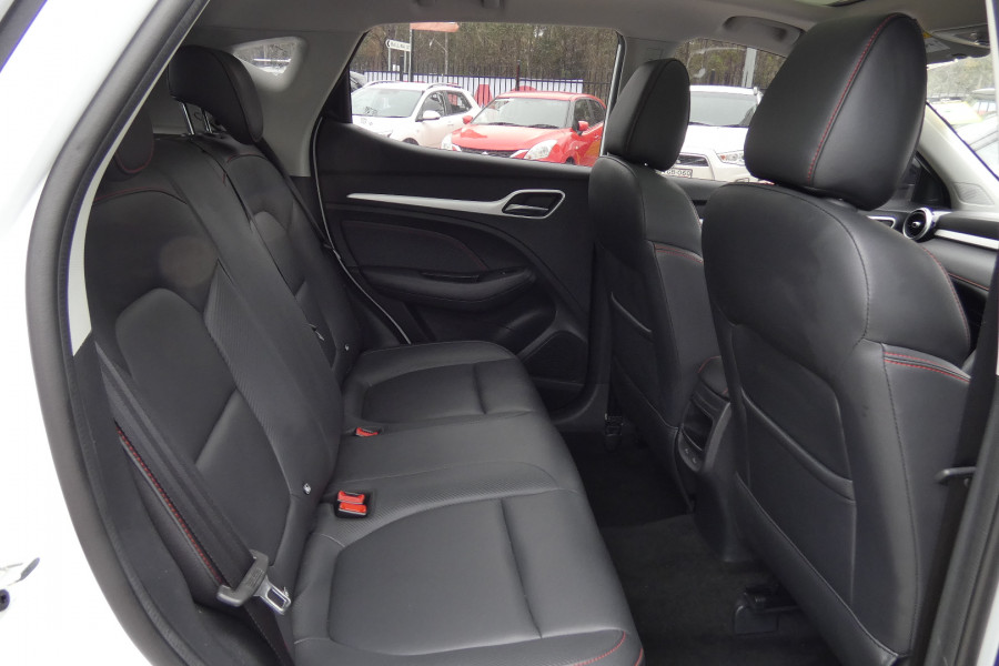 2024 MG ZST S13 ESSENCE SUV Image 10