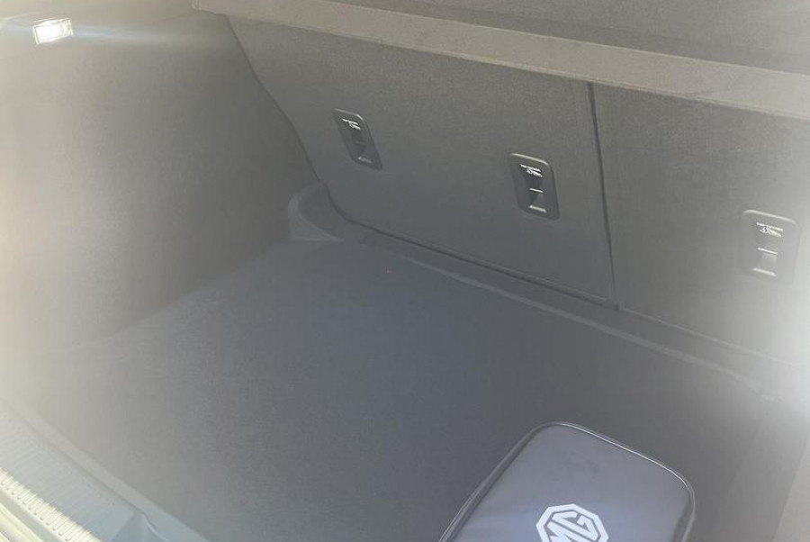 2024 MG MG4 MEH32 Excite 51 125kW Hatch Image 9