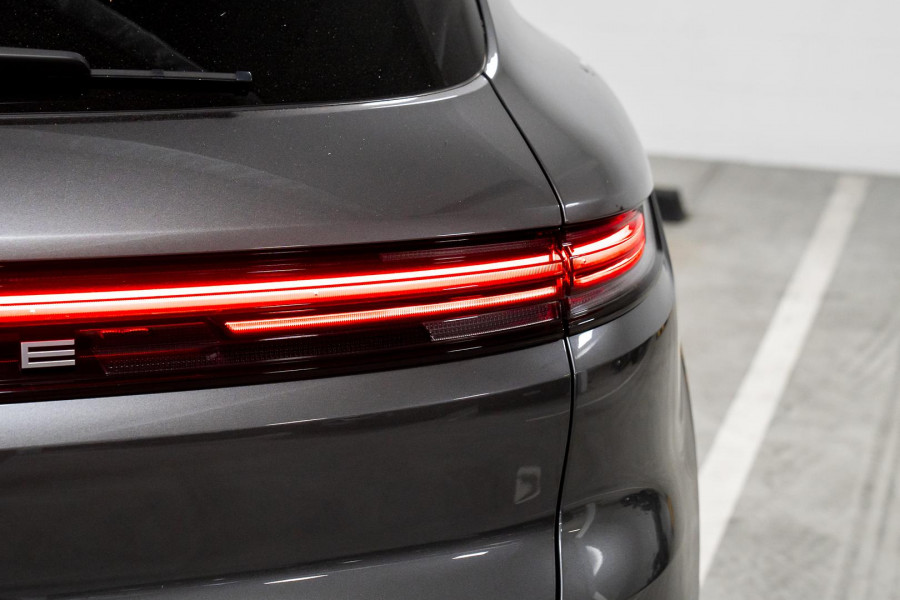 2024 Porsche Cayenne 9YB E-Hybrid SUV