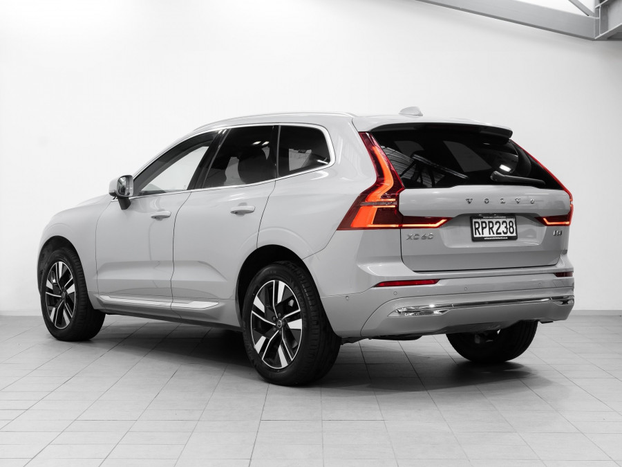 2026 Volvo XC60 UZ B5 Plus 2L Mild Hybrid AWD SUV Image 6