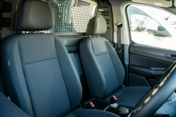 2026 MY25 Volkswagen Caddy 5 Maxi Van Image 11