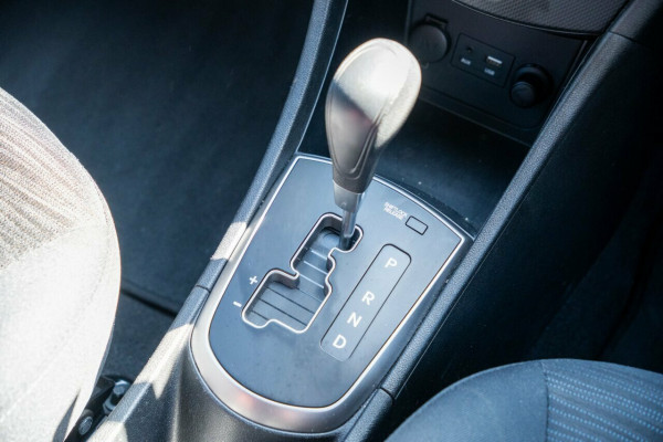 2015 MY16 Hyundai Accent RB3 Active Hatch Image 13