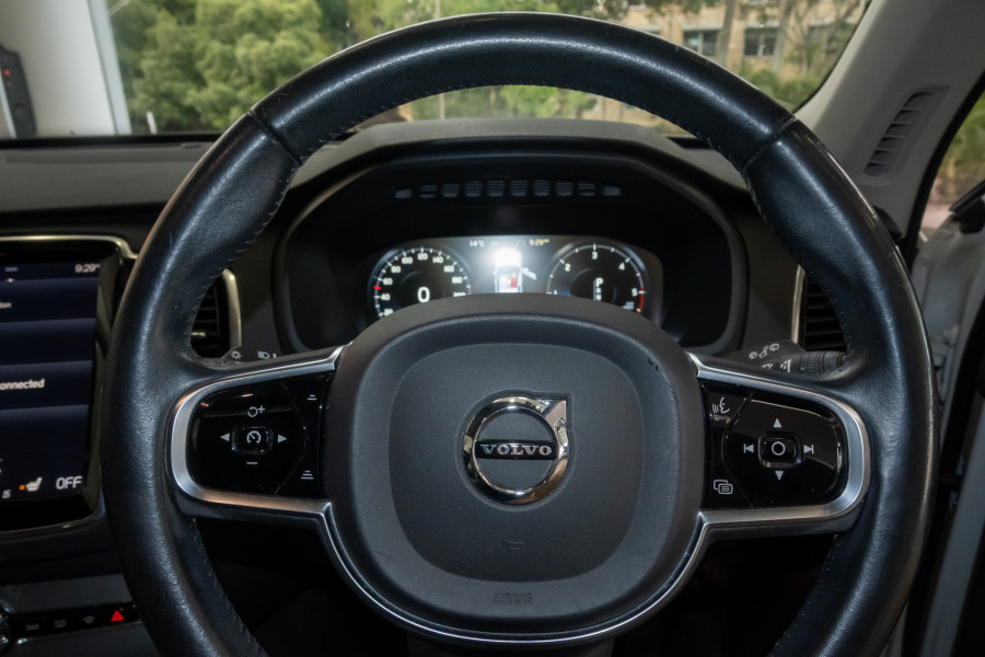 2015 MY16 Volvo XC90 L Series T6 Inscription SUV Image 13