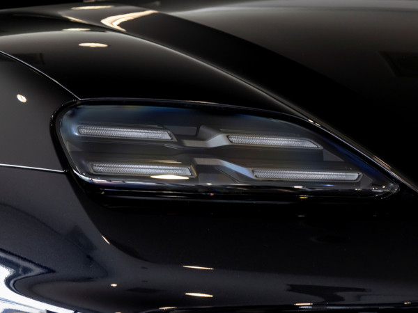 2025 [THIS VEHICLE IS SOLD] image 29