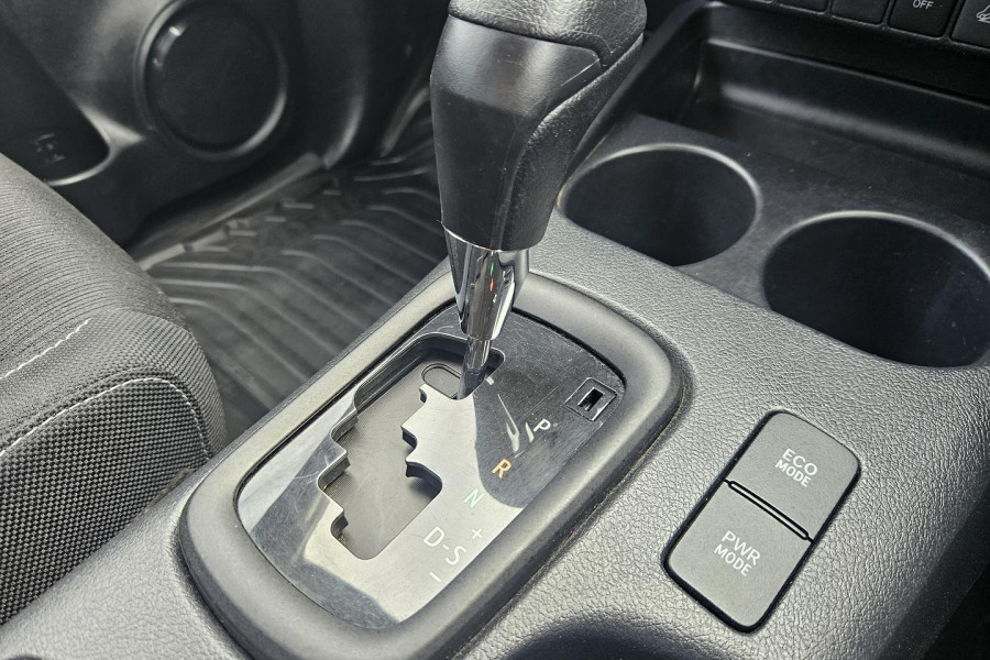 2020 Toyota HiLux  SR Dual Cab Ute Image 32