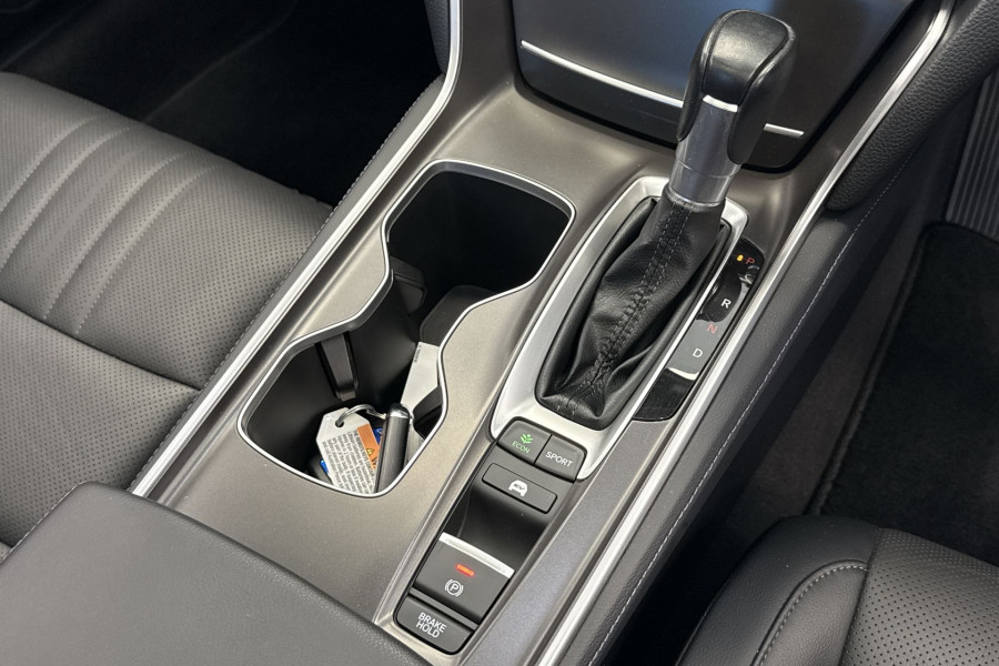 2020 MY21 Honda Accord 10th Gen VTi-LX Sedan Image 9