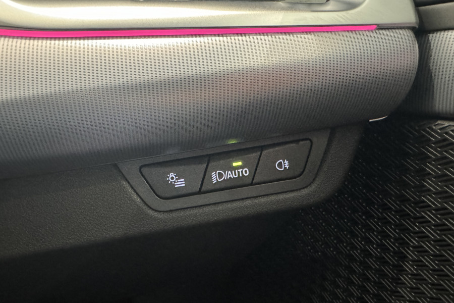2023 BMW iX1 U11 eDrive20 xLine SUV Image 25