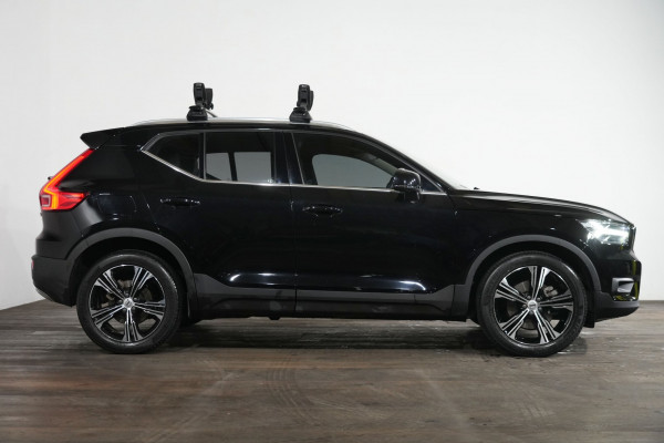 2020 Volvo XC40 XZ T4 Inscription SUV Image 4
