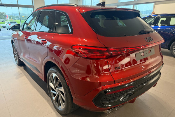 2025 Audi Q5 FY TDI Sport SUV Image 6