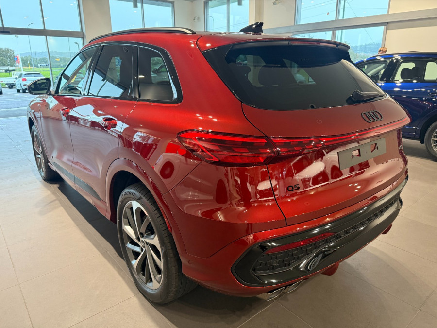 2025 Audi Q5 FY TDI Sport SUV Image 6