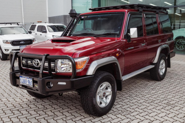 2022 Toyota LandCruiser VDJ76R GXL SUV Image 14