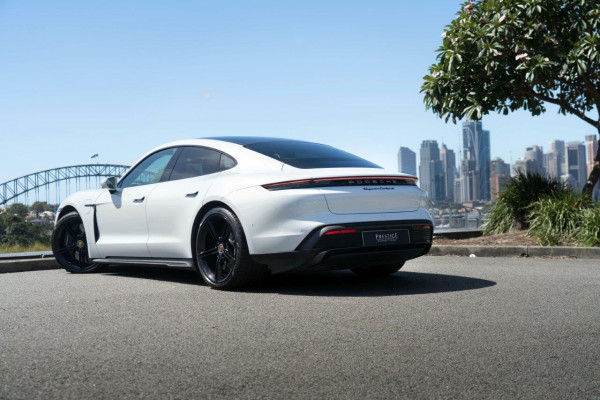 2020 Porsche Taycan Turbo S Coupe Image 2