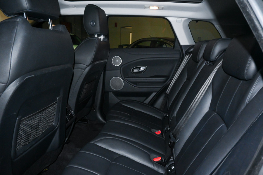 2016 MY16.5 Land Rover Range Rover Evoque L538 TD4 150 SE Wagon Image 9