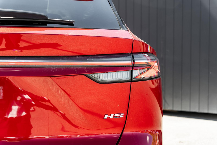 2024 MY24.5 MG HS AS33 Essence SUV Image 9