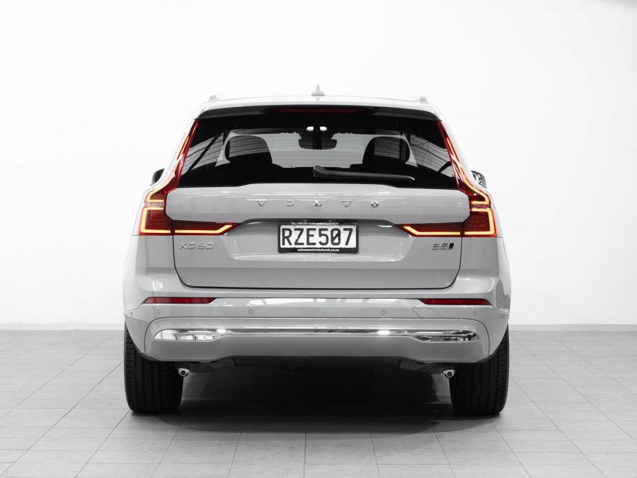 2026 Volvo XC60 UZ B5 Plus 2L Petrol AWD SUV Image 7
