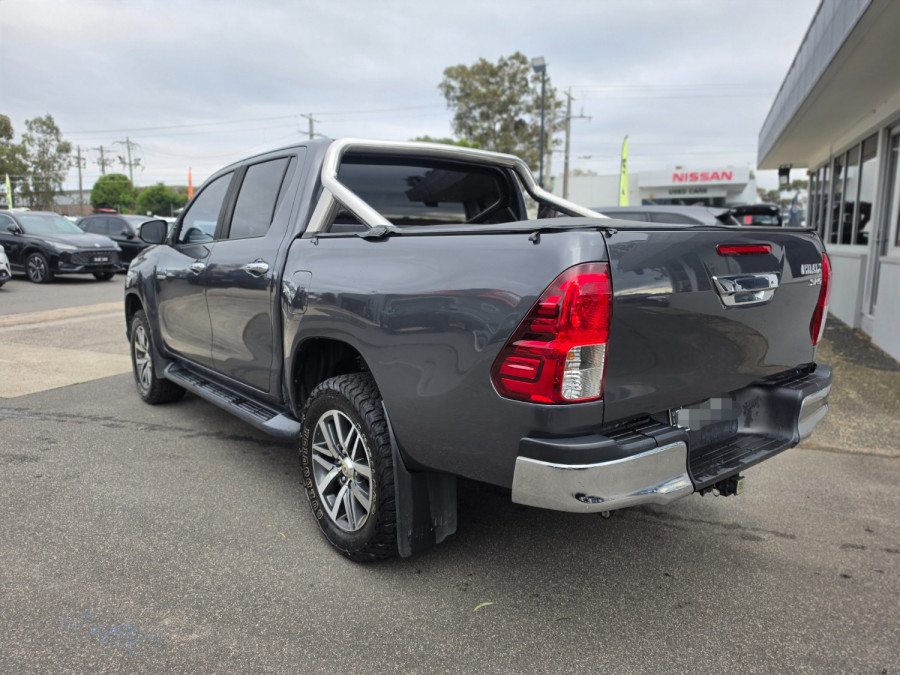 2019 Toyota HiLux  SR5 Dual Cab Ute Image 7