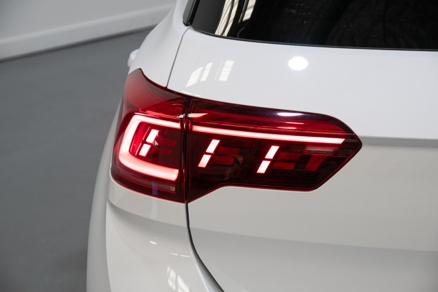 2023 Volkswagen T-Roc D11 R SUV Image 11