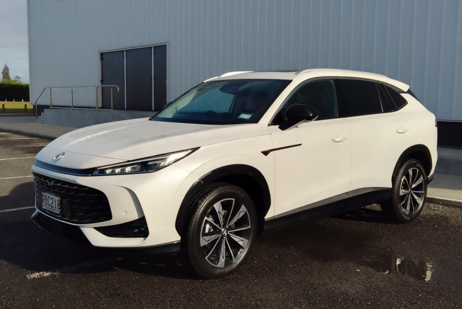 2025 MG HS Essence 1.5Pt SUV Image 6