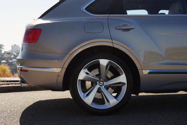 2017 Bentley Bentayga W12 SUV Image 8