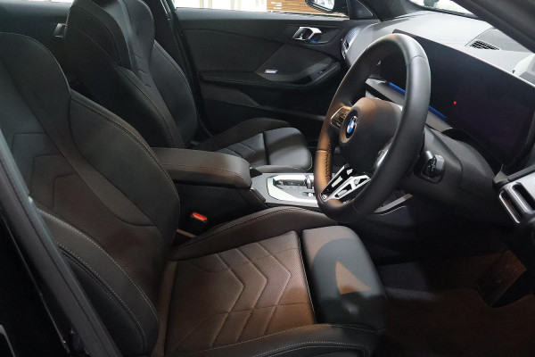 2025 BMW 1 Series F70 120 M Sport Hatch image 13