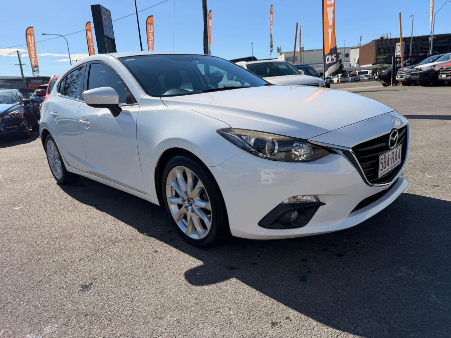 2015 Mazda 3 BM5438 SP25 Hatch Image 4