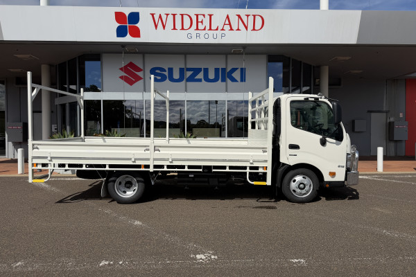 2025 Hino 616 AT 3430 WIDE STEELACE Tray Image 5