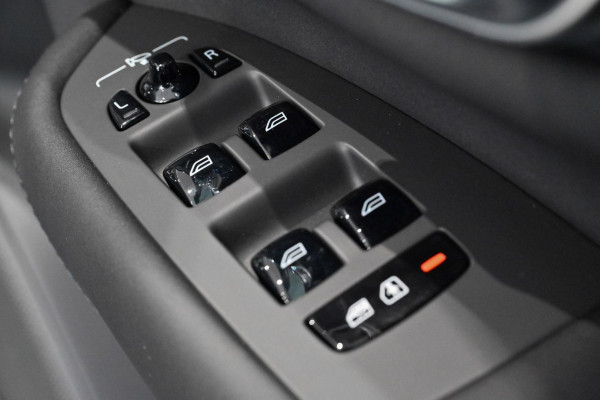 2026 Volvo XC90 L Series Ultra B5 Dark SUV Image 20
