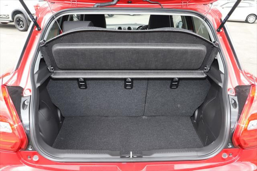 2020 [SOLD]    Image 4