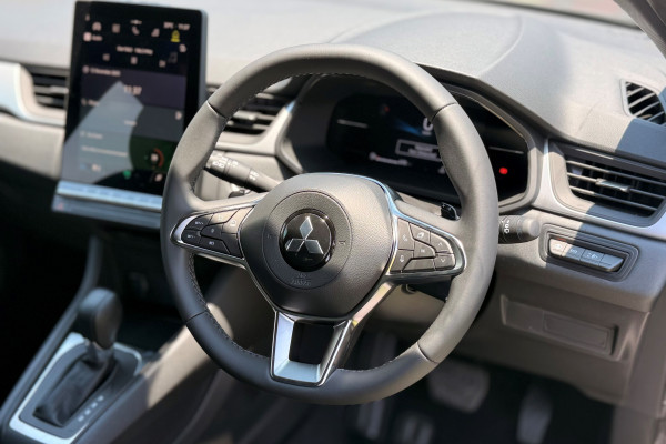2025 Mitsubishi ASX XE LS SUV Image 9