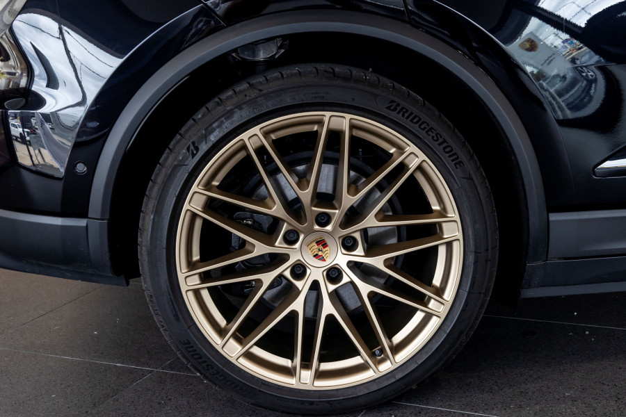 2025 [THIS VEHICLE IS SOLD]
