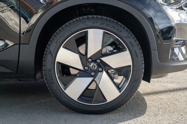 2026 MY25 Volvo EX40  Ultra Single Motor Extended Range SUV Image 33