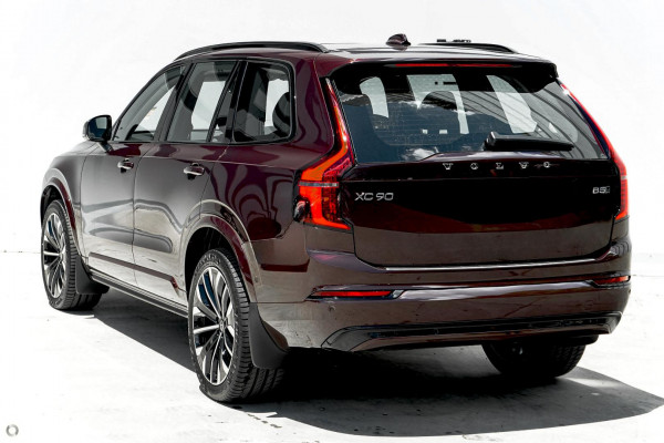 2026 Volvo XC90 L Series Ultra B5 Dark SUV Image 4