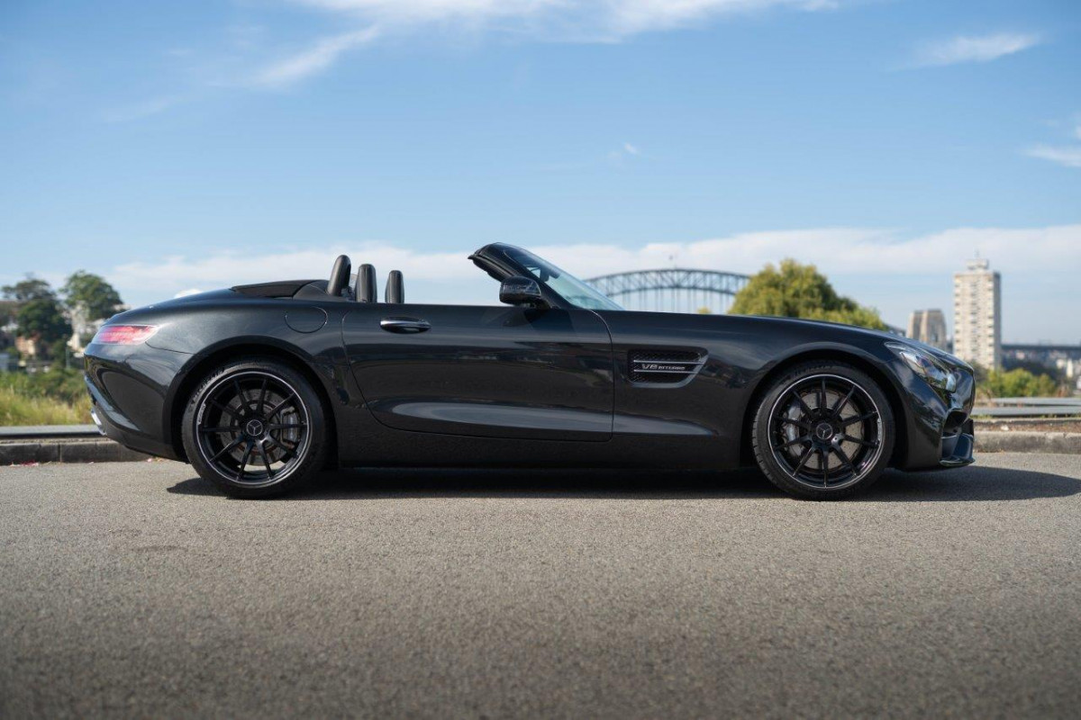 2018 Mercedes-Benz AMG Gt Convertible Image 5