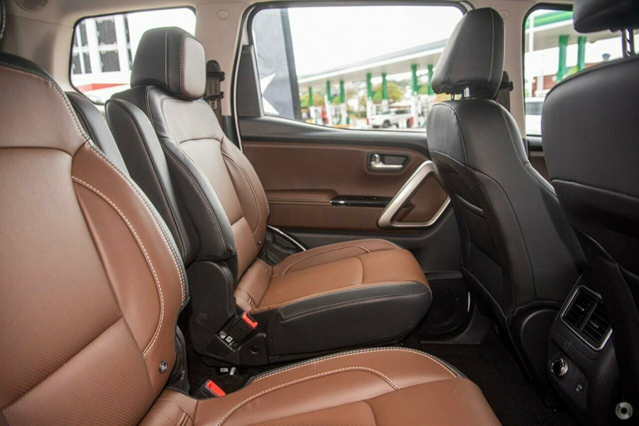 2024 MY23 Mahindra Scorpio  Z8L SUV Image 9