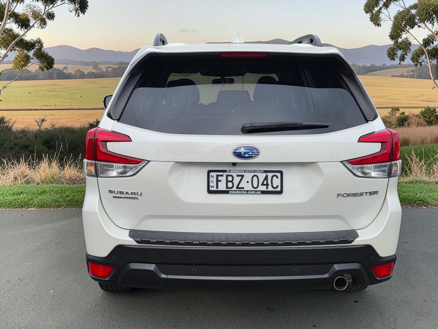 2023 Subaru Forester S5 2.5i Premium SUV Image 6