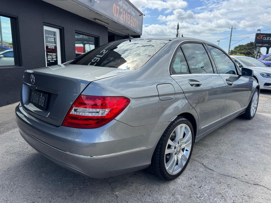 2012 Mercedes-Benz C-Class W204 C250 BlueEFFICIENCY Elegance Sedan Image 9