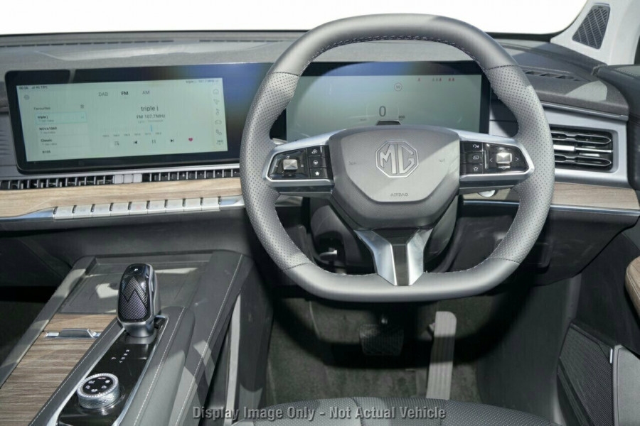 2025 MG QS IS31 Essence SUV Image 11