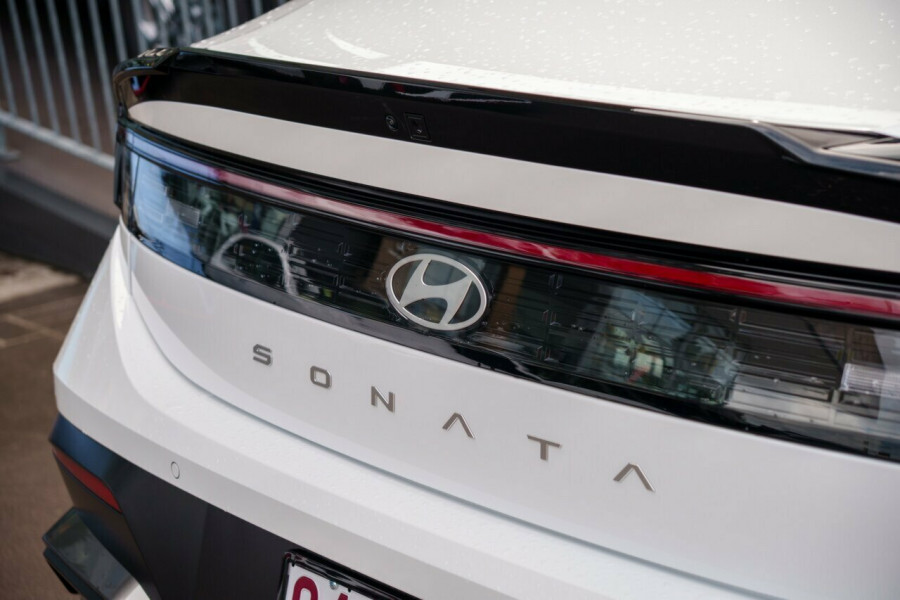 2026 Hyundai Sonata DN8.V4 N Line Sedan Image 6