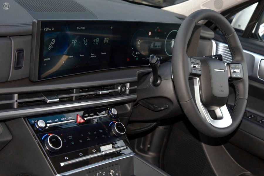 2025 Hyundai Santa Fe MX5.V1 Hybrid SUV Image 6