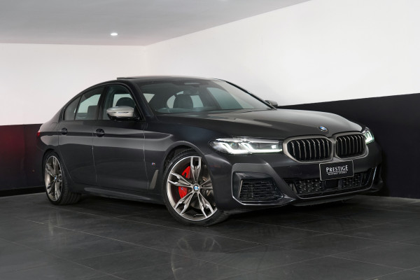 2022 BMW V8TT M550i Xdrive Pure Lci Sedan Image 10
