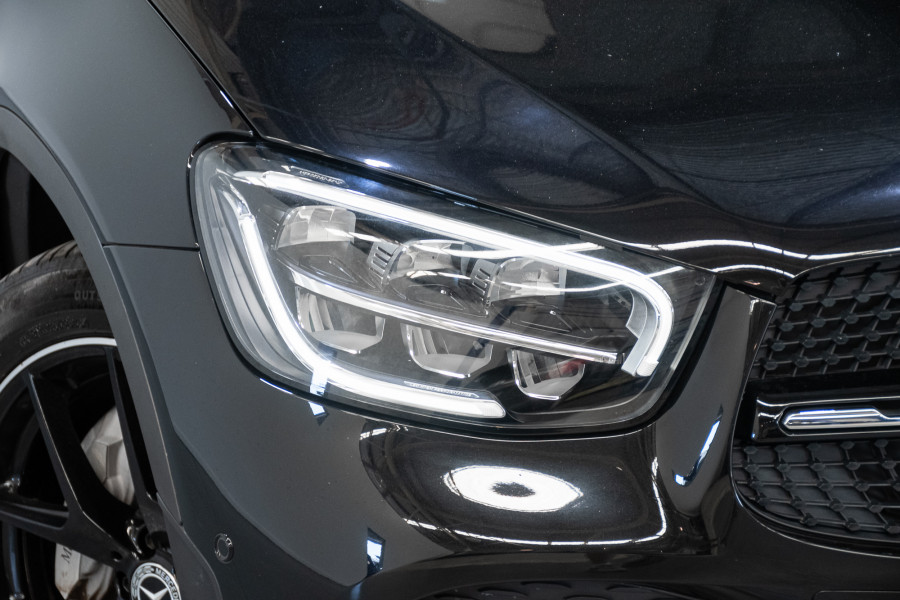 2022 Mercedes-Benz GLC-Class GLC300 e SUV Image 2