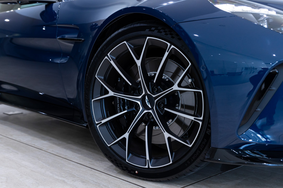 2024 Aston Martin Vantage  Coupe Image 40