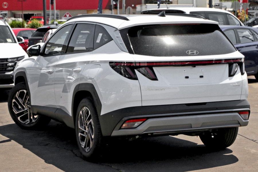 2026 Hyundai Tucson NX4.V4 Hybrid Premium SUV Image 3