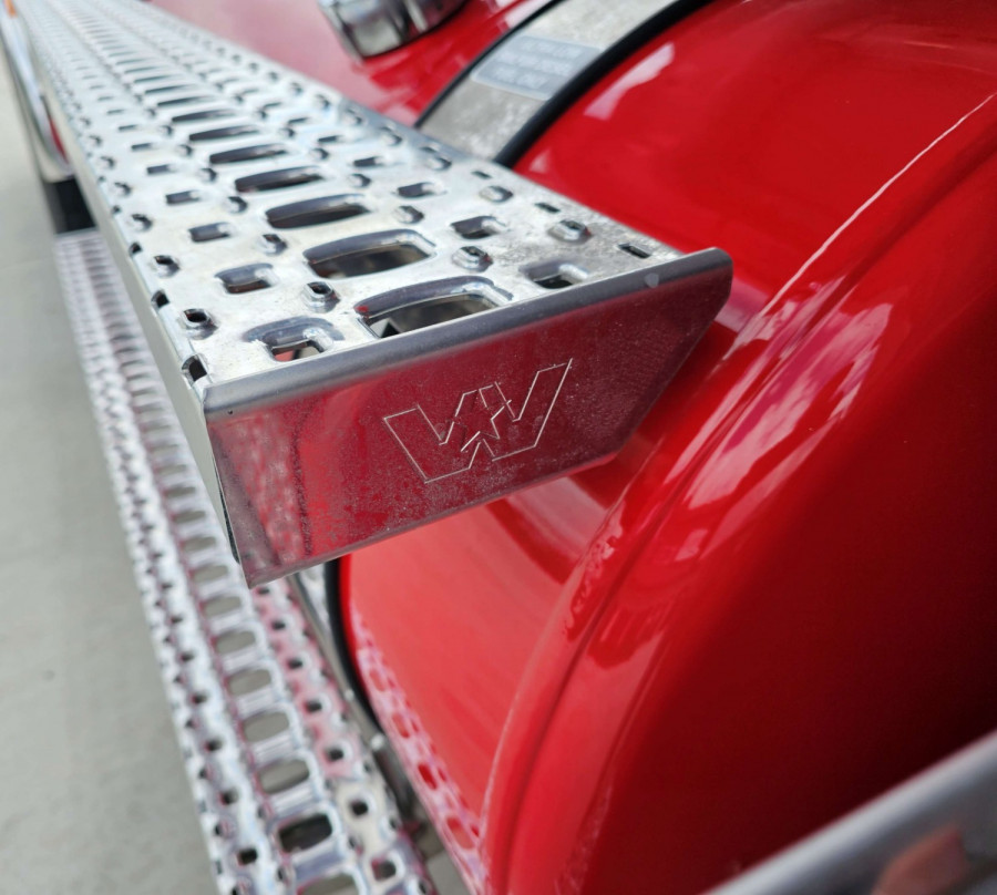 2024 Western Star 48x Cab Chassis Image 13