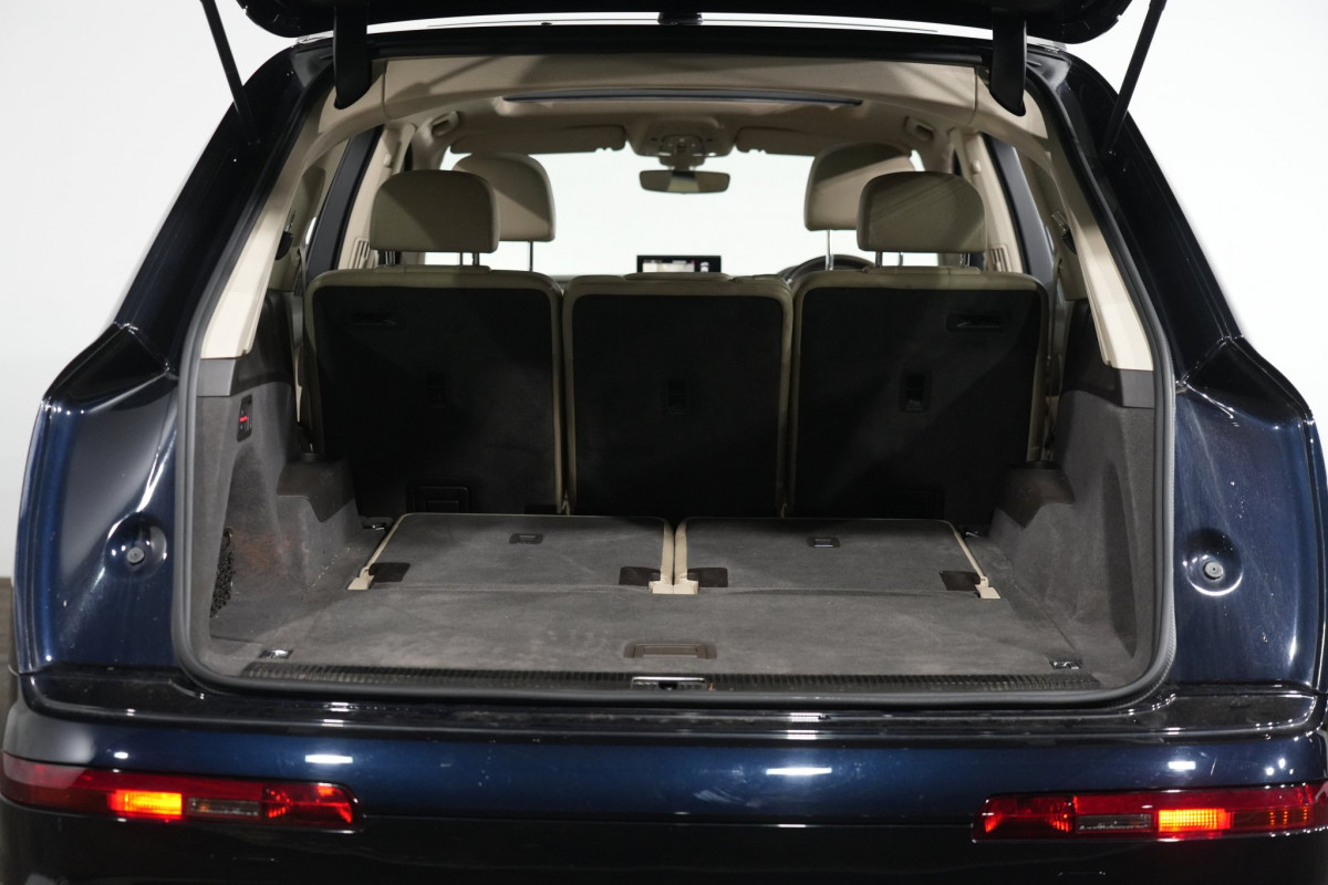 2016 Audi Q7 4M TDI SUV
