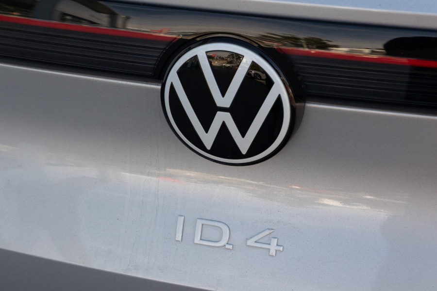 2024 MY25 Volkswagen ID. 4 E2 Pro SUV Image 19